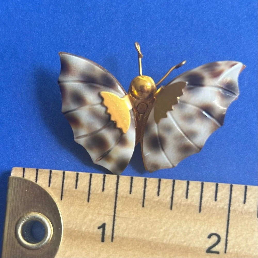 Vintage Butterfly Cowrie Shell Brooch Gold Tone Nature Inspired Pin 1970's